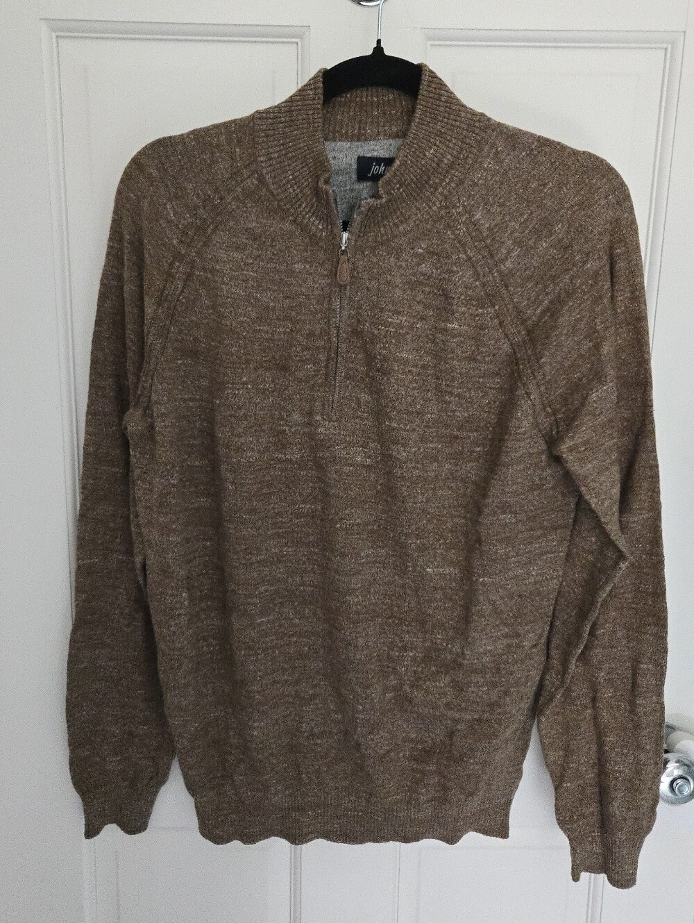 NWT Johnnie-O Men's Quarter-Zip Wool Sweater Color = Buffalo Size Small